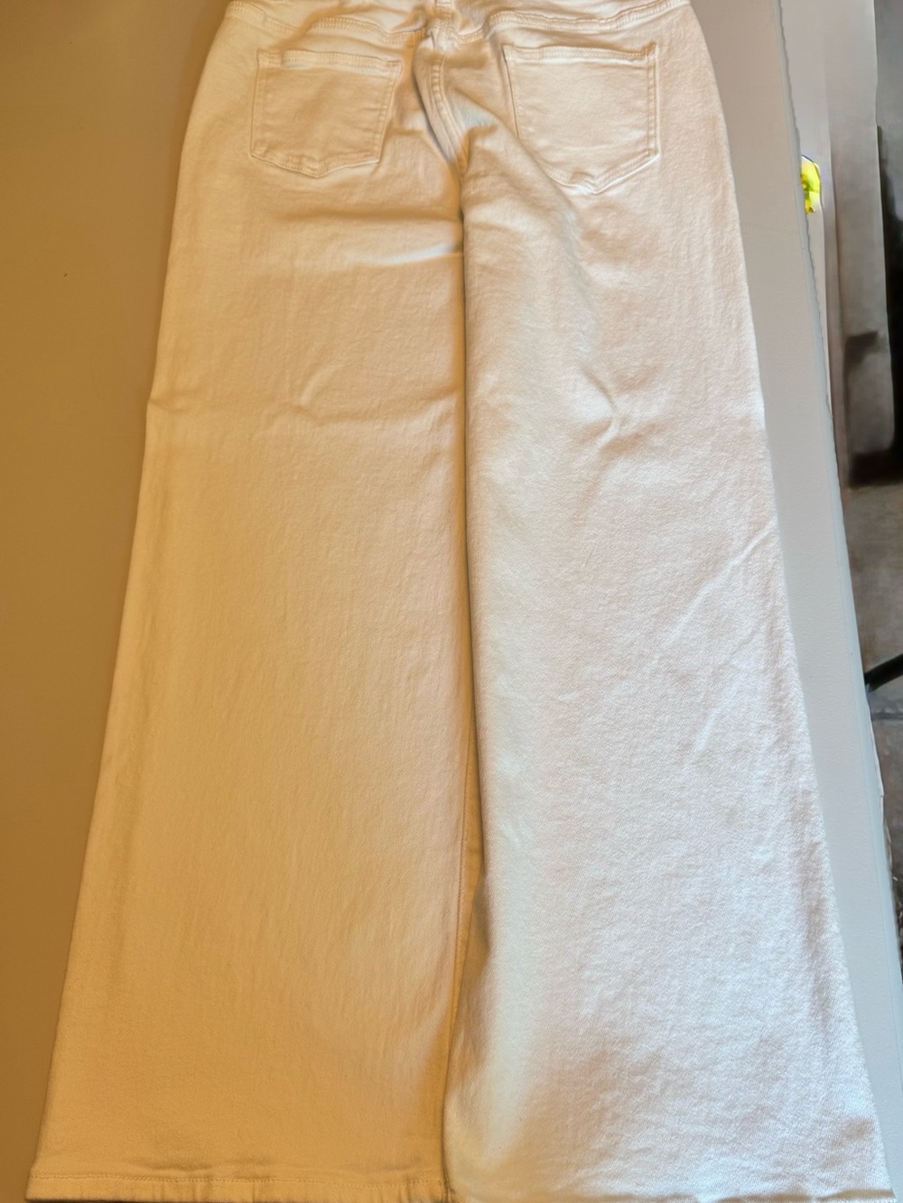 White Wide-Leg Ankle Length Women’s Jeans - Picture 3 of 7